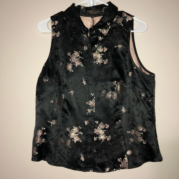 Karen Kane Tops - Karen Kane collection